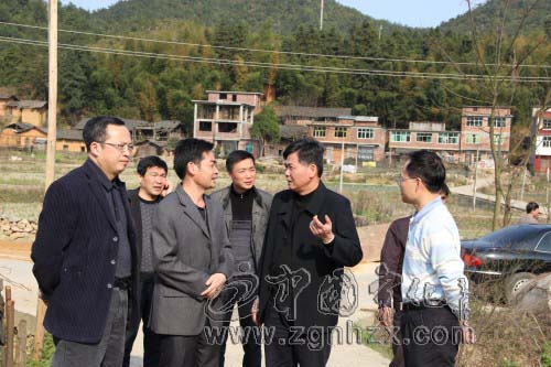 省殘聯領導到寧化掛點村看望下派支書