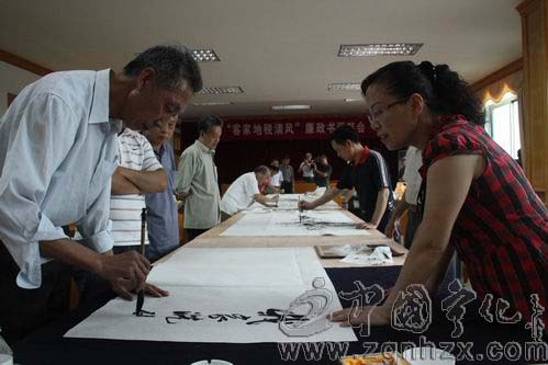 寧化舉行“地稅清風(fēng)”廉政書畫筆會(huì)