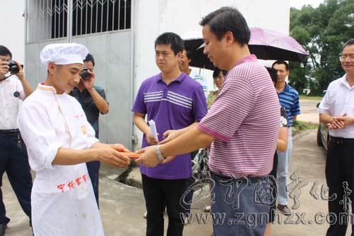 寧化30余名客家小吃培訓(xùn)班學(xué)員順利結(jié)業(yè)