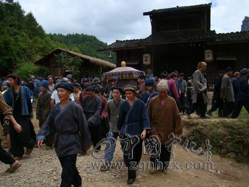 《葛藤凹》封鏡 凝聚寧化干群心血