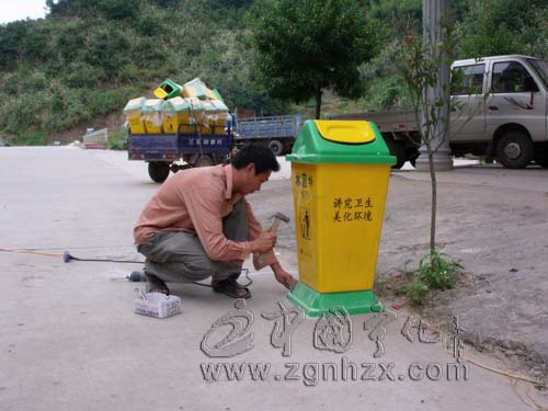 水茜鄉：118個新型垃圾桶“上崗”