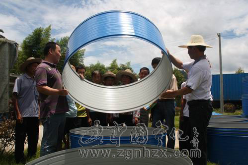 “糧倉送到村里來啦！”