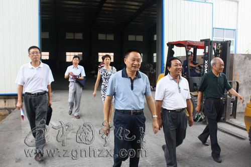 市政協主席程立雙來寧開展下基層活動