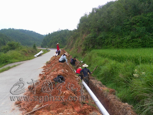 曹坊鄉安全飲水工程動工