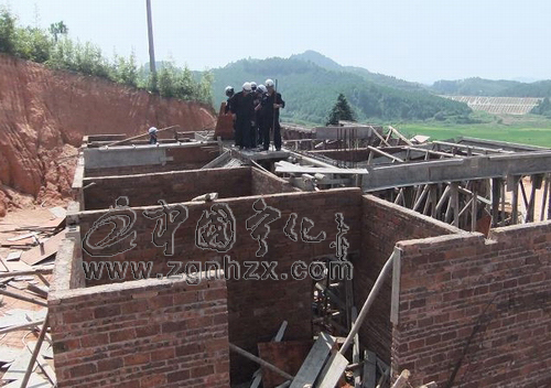 城郊鄉馬元亭4處新增違建被強制拆除