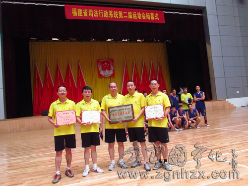 寧化羽毛球選手省賽奪雙打冠軍 單打第四