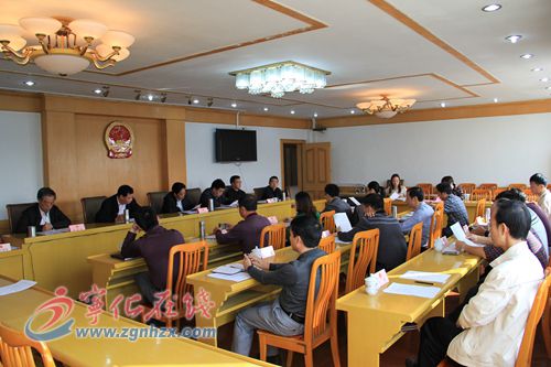 縣十六屆人大常委會十五次會議通過多項(xiàng)免職議案