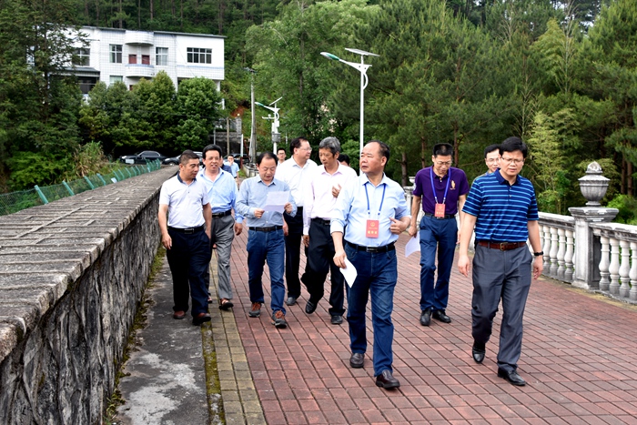 市人大常委會檢查組來寧開展水污染防治法執法