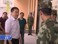 代縣長姚文輝看望慰問武警交通八支隊官兵