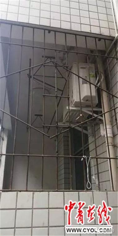 案發宿舍被剪斷的防盜欄桿已恢復（受訪者提供）