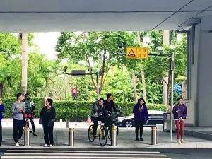 在天府路和黃埔大道交叉口的新式設備，目前調試中&nbsp;圖片來源于信息時報