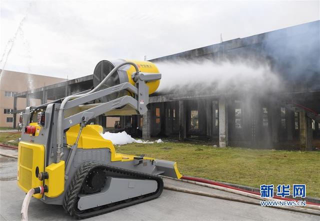 （科技）（5）福建最大批次消防機器人列裝交付