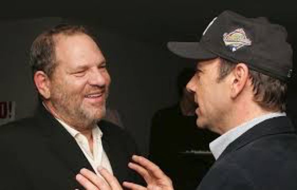 韋恩斯坦（左）與凱文·史派西。