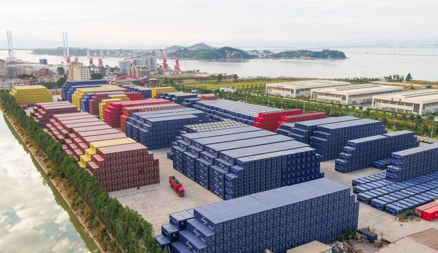 福建漳州：“一帶一路”讓中國集裝箱火遍全球