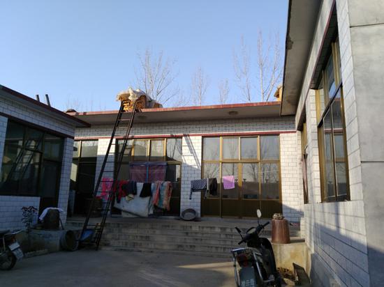 韓福為大兒子娶親蓋的新房。