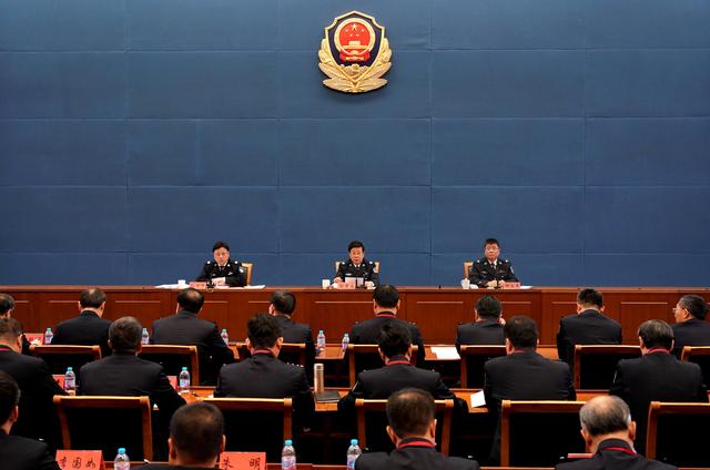 趙克志在全國(guó)公安國(guó)保榮譽(yù)證章頒發(fā)儀式上強(qiáng)調(diào) 鍛造忠誠(chéng)警魂 強(qiáng)化責(zé)任擔(dān)當(dāng) 堅(jiān)決維護(hù)國(guó)家政治安全和社會(huì)穩(wěn)定