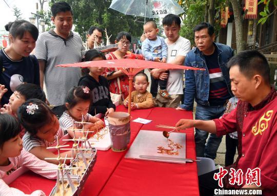 中國歷史文化名村福州馬尾閩安村開街