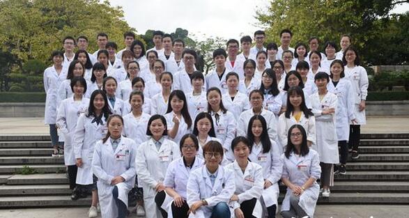 福州一高校現“學霸班” 48人參加考研44人被錄取