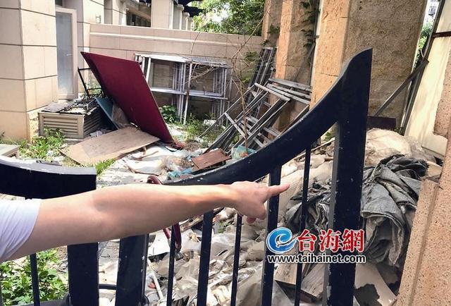 廈門頂級豪宅竟淪為“垃圾場” 業主開門后嚇一跳