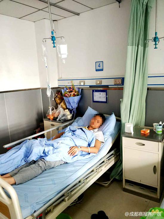 本文圖片均來自成都商報客戶端（除署名外）