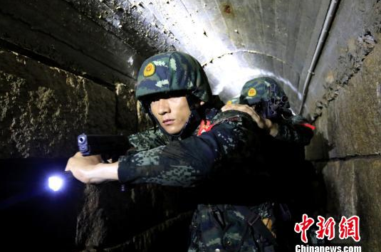 直擊武警福建總隊“魔鬼周”極限訓練