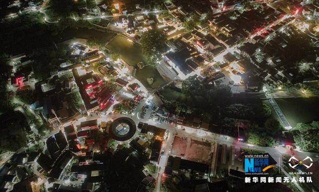 【“飛閱”中國】土樓之夜