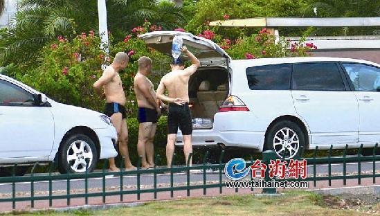 沖澡難！來廈游客呼吁環島路海邊增設公共淋浴設施