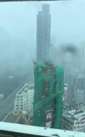 臺(tái)風(fēng)山竹導(dǎo)致深圳停水停電、塔吊倒塌、玻璃幕墻脫落、門(mén)砸死人？別再傳謠了！