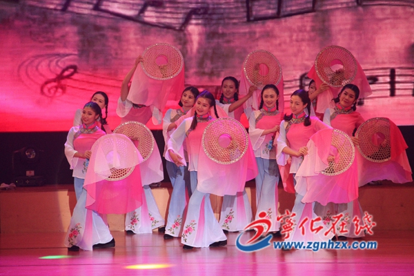 寧化舉行慶祝改革開放40周年文藝匯演