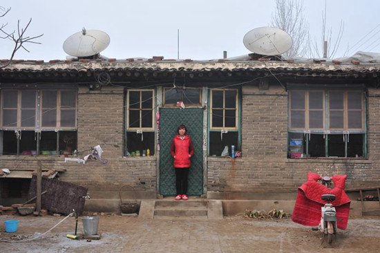 一位患者獨自在河北廊坊固安縣照顧自己，丈夫在外打工賺錢。