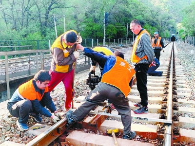 今年降溫快 鐵路秋季大修提前啟動