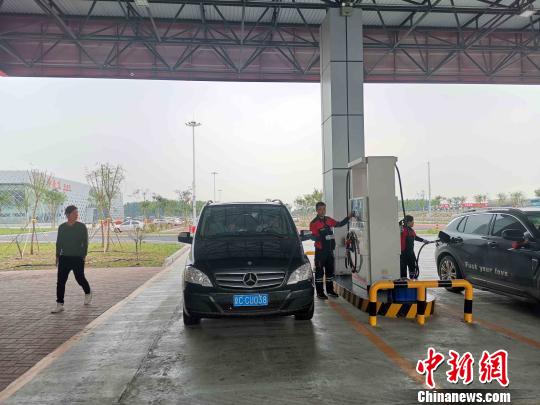 全國首個支付寶ETC“刷車支付”多場景應用試點落戶濟南