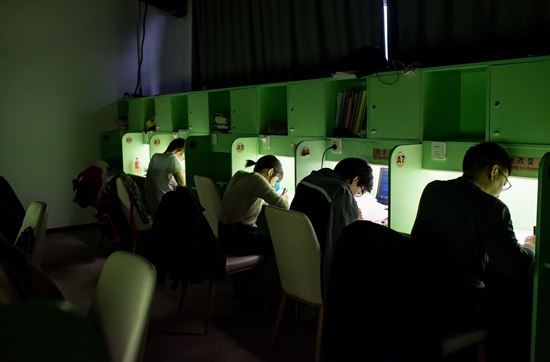 付費自習室里的考研季