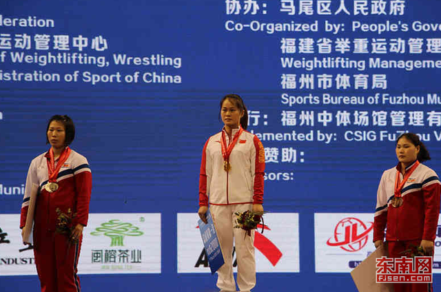 2019年舉重世界杯馬尾舉辦 鄧薇破三項世界紀錄獲金牌