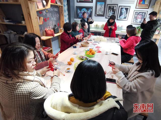 柘榮剪紙文創(chuàng)館舉辦剪紙藝術(shù)體驗活動 