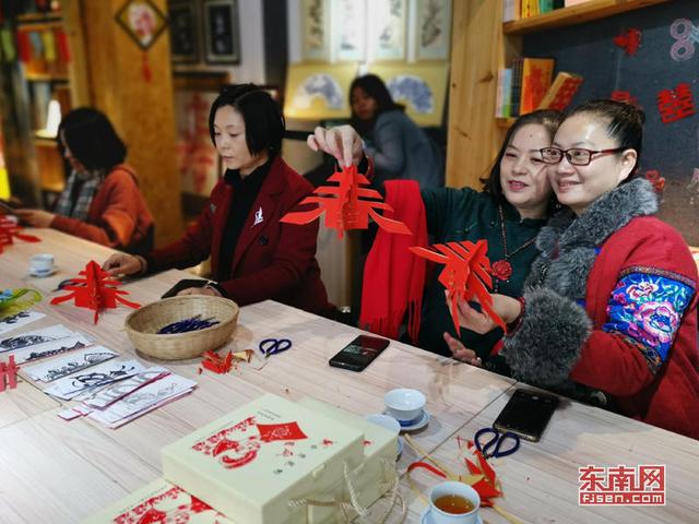 柘榮剪紙文創(chuàng)館舉辦剪紙藝術(shù)體驗活動 