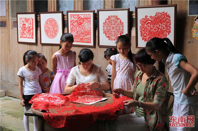 浦城剪紙:金剪生花 雕鏤千年時光