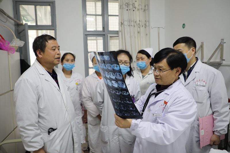 用愛點燃生命的希望