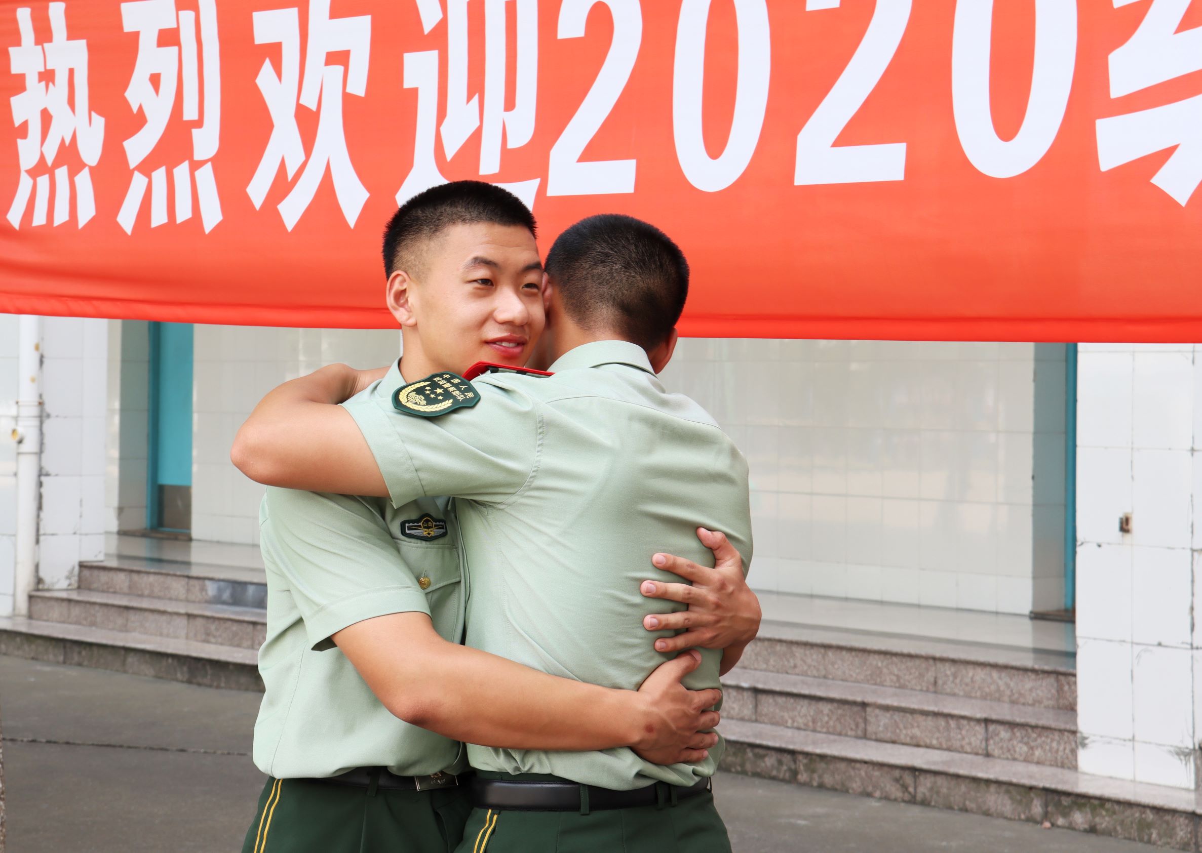 乘風破浪的兄弟！看這對雙胞胎如何逐夢軍校