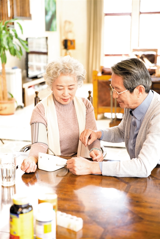 高血壓患者：做好血壓管理，安穩過秋冬