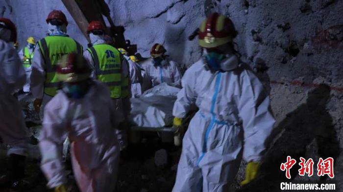 圖為救援現場。　樂業縣委宣傳部 攝