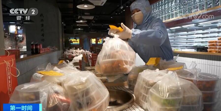 疫情當前想念火鍋？ “零接觸”火鍋外賣電話被打爆