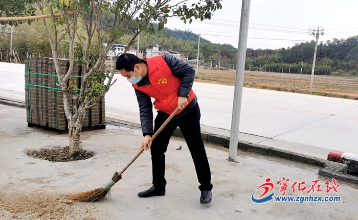 寧化安樂鎮：黨員干部帶頭 清潔家園抗疫情