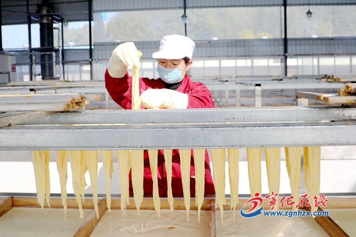 寧化：腐竹加工助農增收
