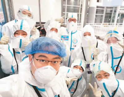 “新國展”里的大學(xué)生“翻譯官”