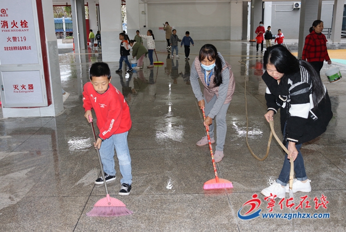 寧化縣名遠小學舉辦首屆親子勞動節