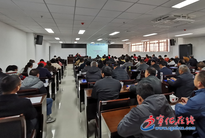 寧化600多名教師周末忙“充電”