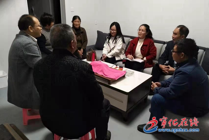 淮土鎮(zhèn)：綜治維穩(wěn)保發(fā)展  民情夜談促和諧