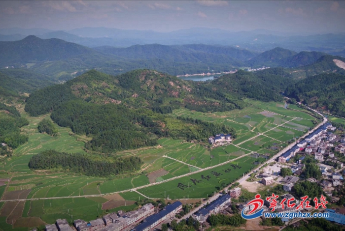 寧化河龍鄉(xiāng)舉辦貢米高產(chǎn)栽培技術(shù)培訓(xùn)