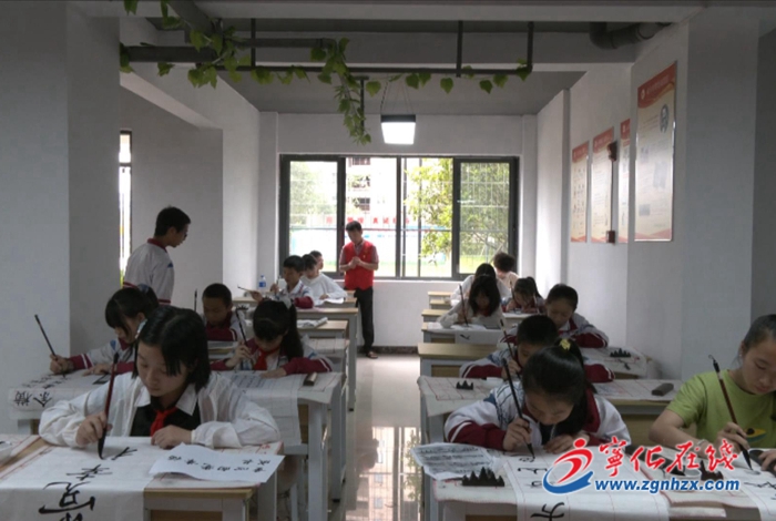 寧化舉行“童心向黨 墨書黨恩”活動